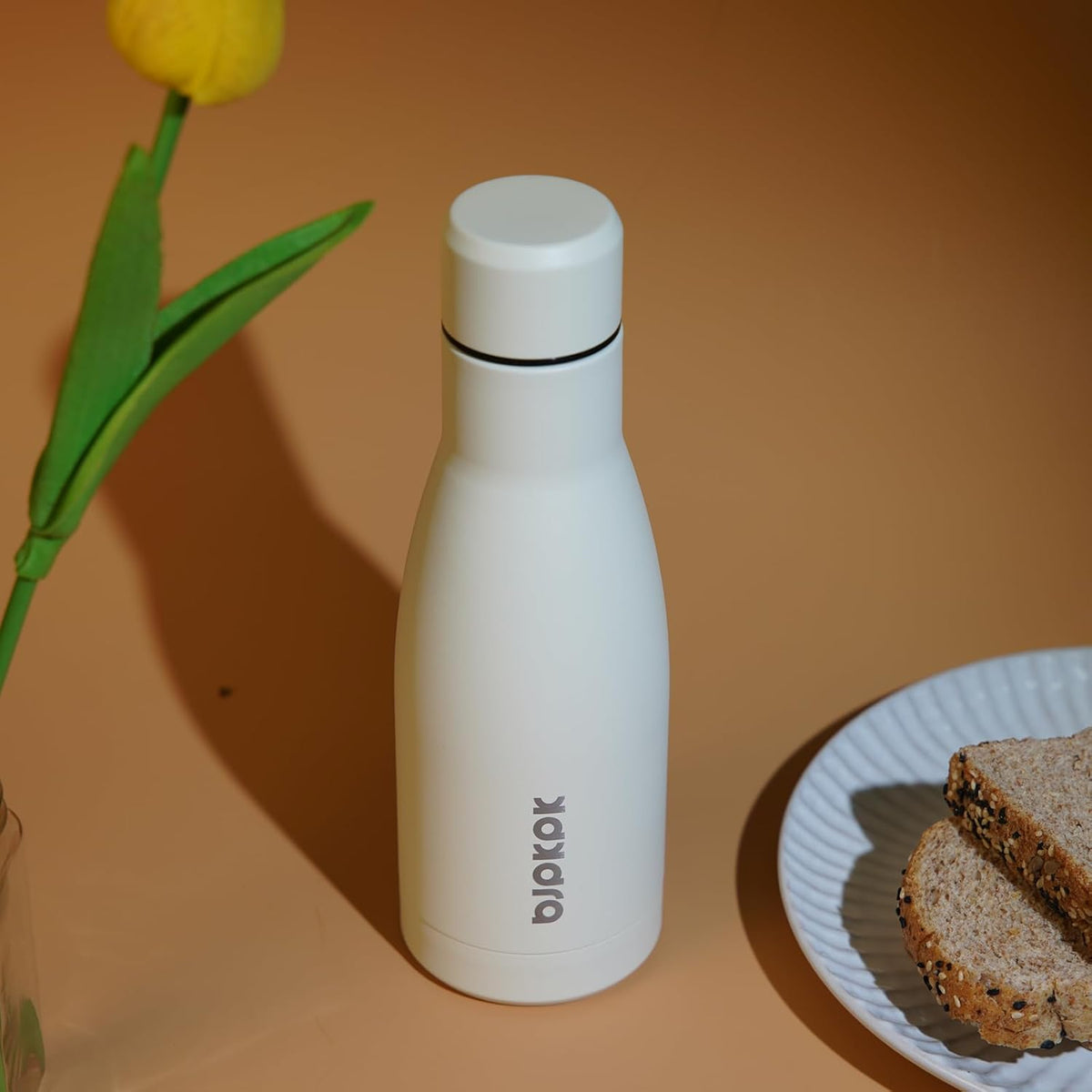 Bjpkpk 25oz Insulated Water Bottle Double Wall Vacuum Insulated Stainless Steel Water Bottles for Spots Keep Cold and Hot,Olive Green