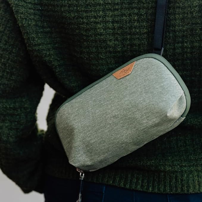 Peak Design Small Tech Pouch, Black, Electronics Organizer for Travel or Everyday Carry, Origami-Style Storage, Cable Pass-Through, Weatherproof Recycled Nylon, Gear Carry Bag for Men and Women