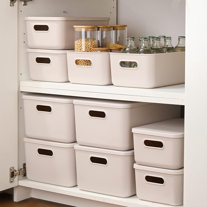 4 Piece Plastic Storage Baskets Boxes with Lids,14.4x10.2x6.3 Inch Stackable Organizing Bins,Handles, Versatile Containers for Pantry,Bathroom,Closet Shelves Desktop (Light grey, 4L)