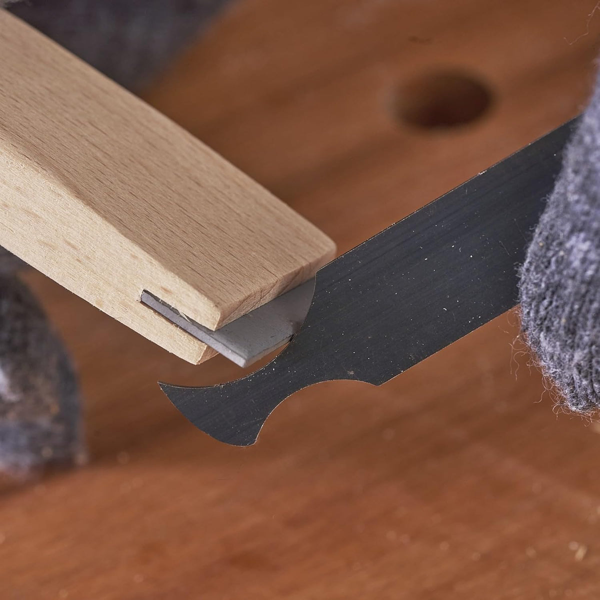 New Cabinet Scraper Cards asnd Cabinet Scraper Burnisher with 12 Piece Multi-Shaped Scraper Set Suitable for Various Small space and Small-Sized
