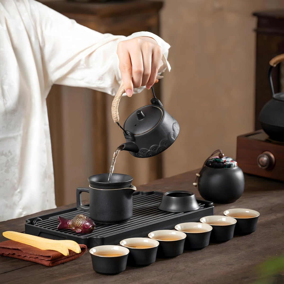 Ichag Japanese Tea Set, Chinese Tea Sets for Adults, 15-Piece Porcelain Gongfu Tea Set with Tea Pet & Tea Tray, Japanese Teapot Set