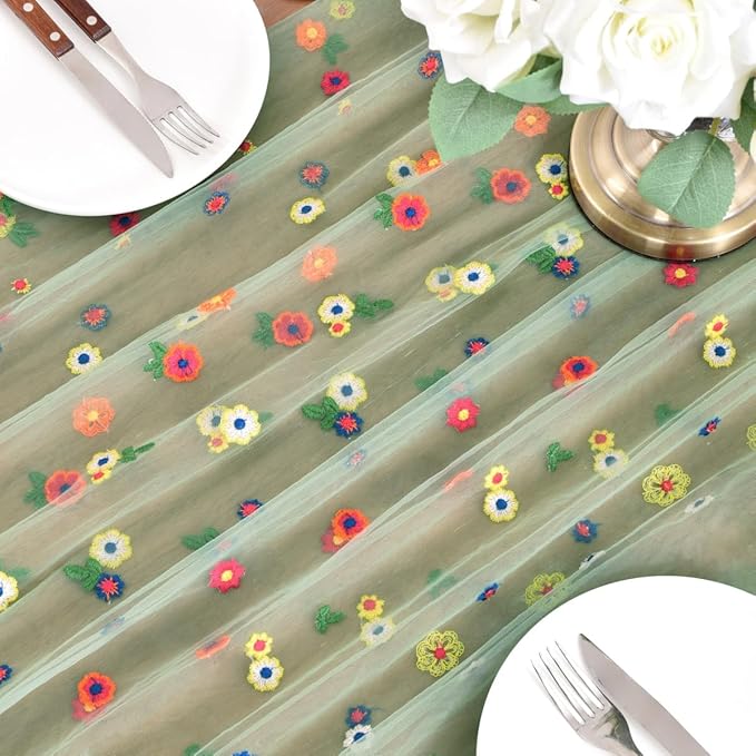 Joanlody 3pcs Sage Green Embroidery Daisy Spring Summer Table Runner Florals Seasonal Easter Tulle Table Runner Holiday Kitchen Dining Table Decoration Wedding Party