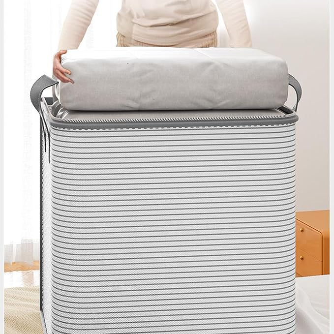 Heavy Duty Extra Large Clothes Moving Bags, Foldable Blanket Storage Bags, Closet Organizers Storage Containers with Durable Handle for Clothing, Blanket, Comforter (15.74x21.65x19.68in)