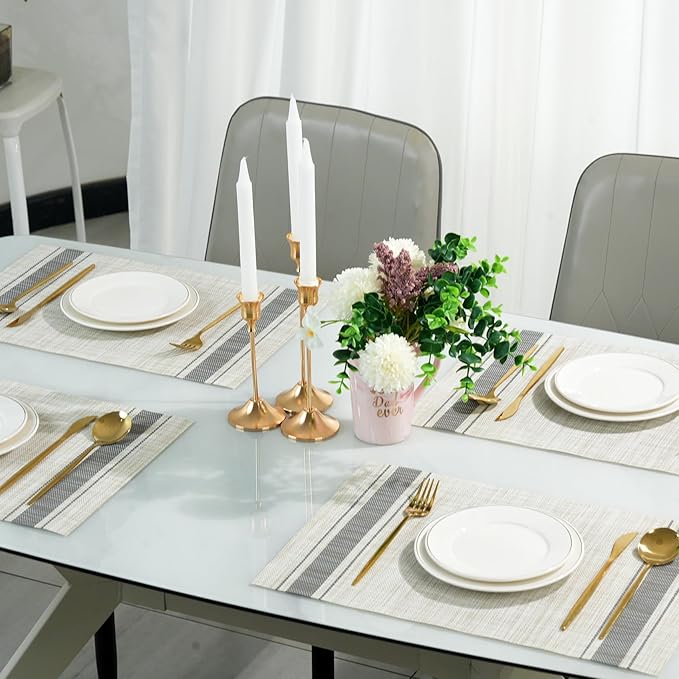 Placemats Set of 8，Non-Slip PVC Weave Table Mats Easy to Clean，Heat Resistant Place Mats for Kitchen Dining Table Decoration Indoor Outdoor，Khaki Gray