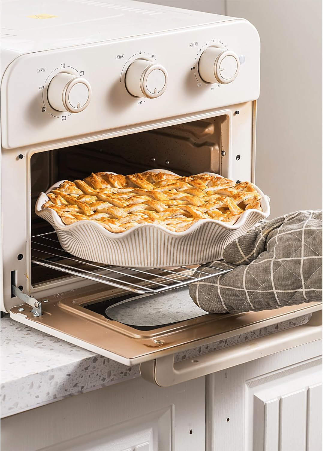 Ceramic Deep Pie Pan for Baking, 11 inch Porcelain Pie Dish for Apple Pie, Oven & Dishwasher Safe, Farmhouse Decor, 48 Ounce Deep Plate for Kitchen