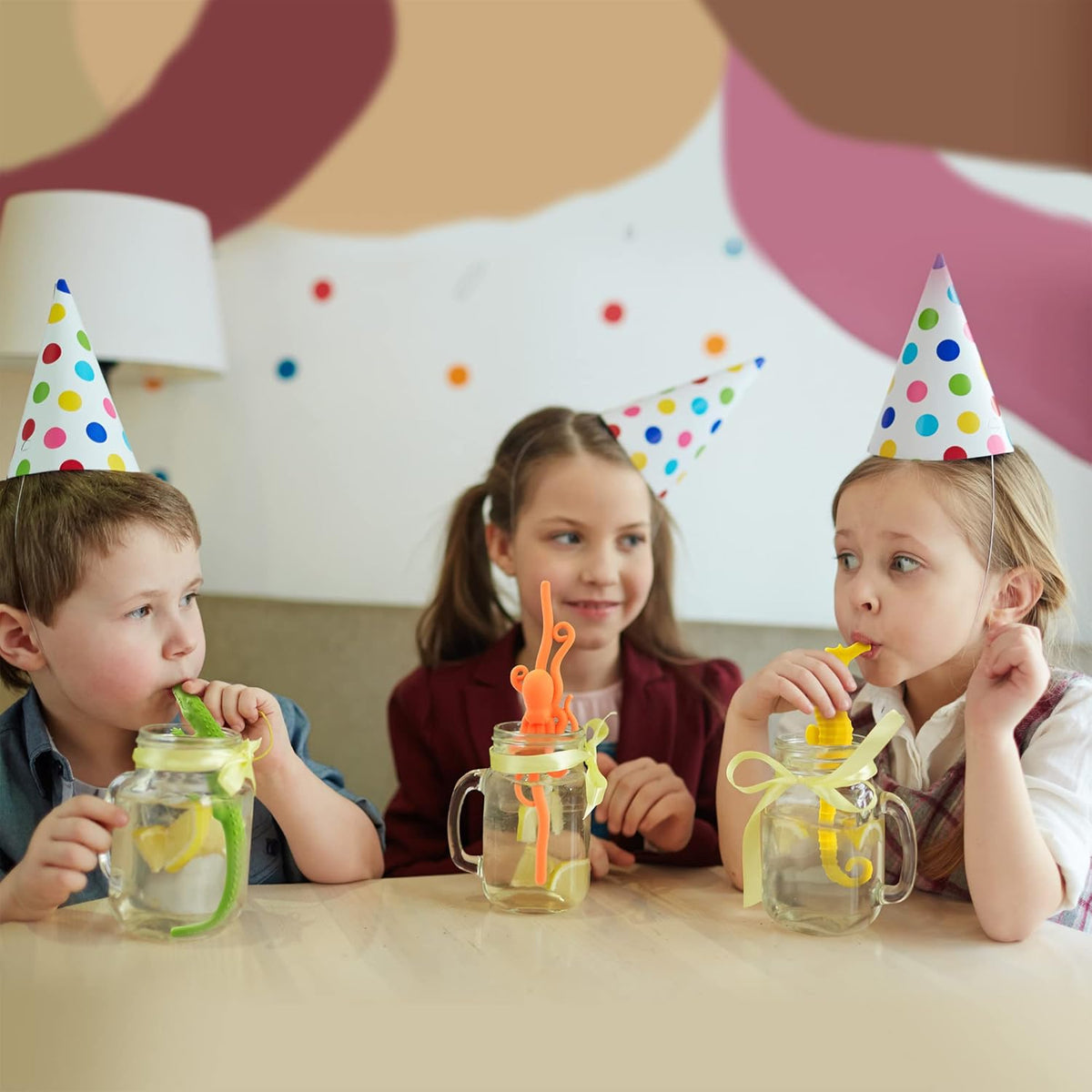 Hoobbe Silicone Reusable Animal Straw for kids, Fun and cute for Pool Side Party, Birthday Party, Under the Sea Party, BPA Free