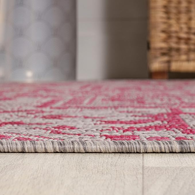 JONATHAN Y Boho Medallion Indoor Outdoor Square Area Rug 5X5 Light Gray/Fuchsia, Estrella Textured Weave for Backyard, Patio, Porch, Easy-Cleaning, High Traffic, Pet-Friendly Non-Shedding SMB105F-5SQ