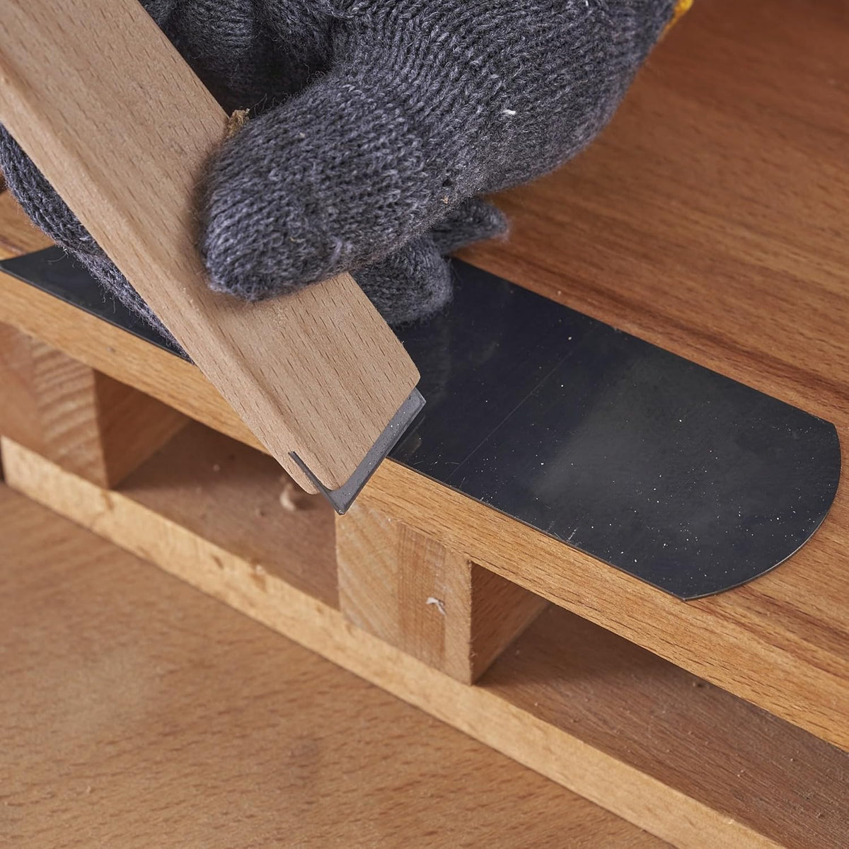 New Cabinet Scraper Cards and Cabinet Scraper Burnisher with 6 Piece Multi-Shaped Scraper Set 1 Oval 2 Double Convex/concave 1 Rectangle 1 Curved and