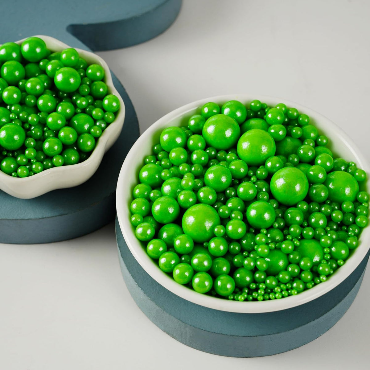 Kasvan Christmas Green Pearl Sugar Sprinkles - Edible Candy Pearls 130g/4.58 Oz, Mix Size, Baking Cake Decorations