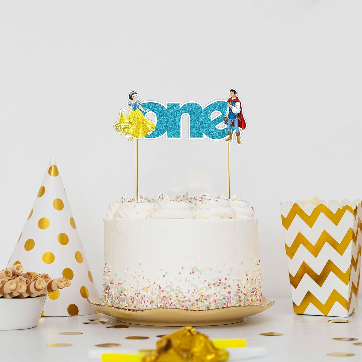 Seyal® Snow White and the Sevn Dwafs One cake topper