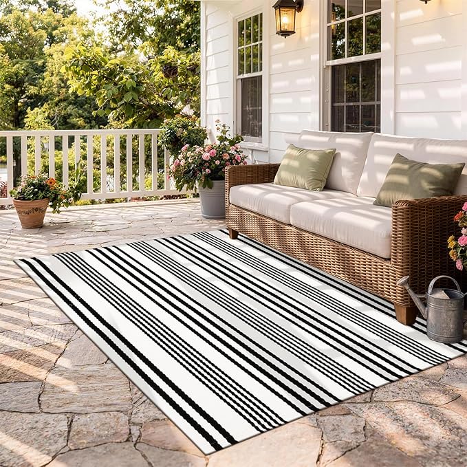OJIA Outdoor Area Rug 4'x6', Black and White Outdoor Rug Machine Washable Patio Rugs Cotton Hand Woven Door Mats Indoor Outdoor Striped Rugs for Front Porch/Deck/Backyard/Balcony/Home Decor