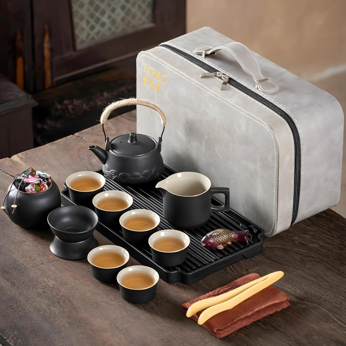 Ichag Japanese Tea Set, Chinese Tea Sets for Adults, 15-Piece Porcelain Gongfu Tea Set with Tea Pet & Tea Tray, Japanese Teapot Set