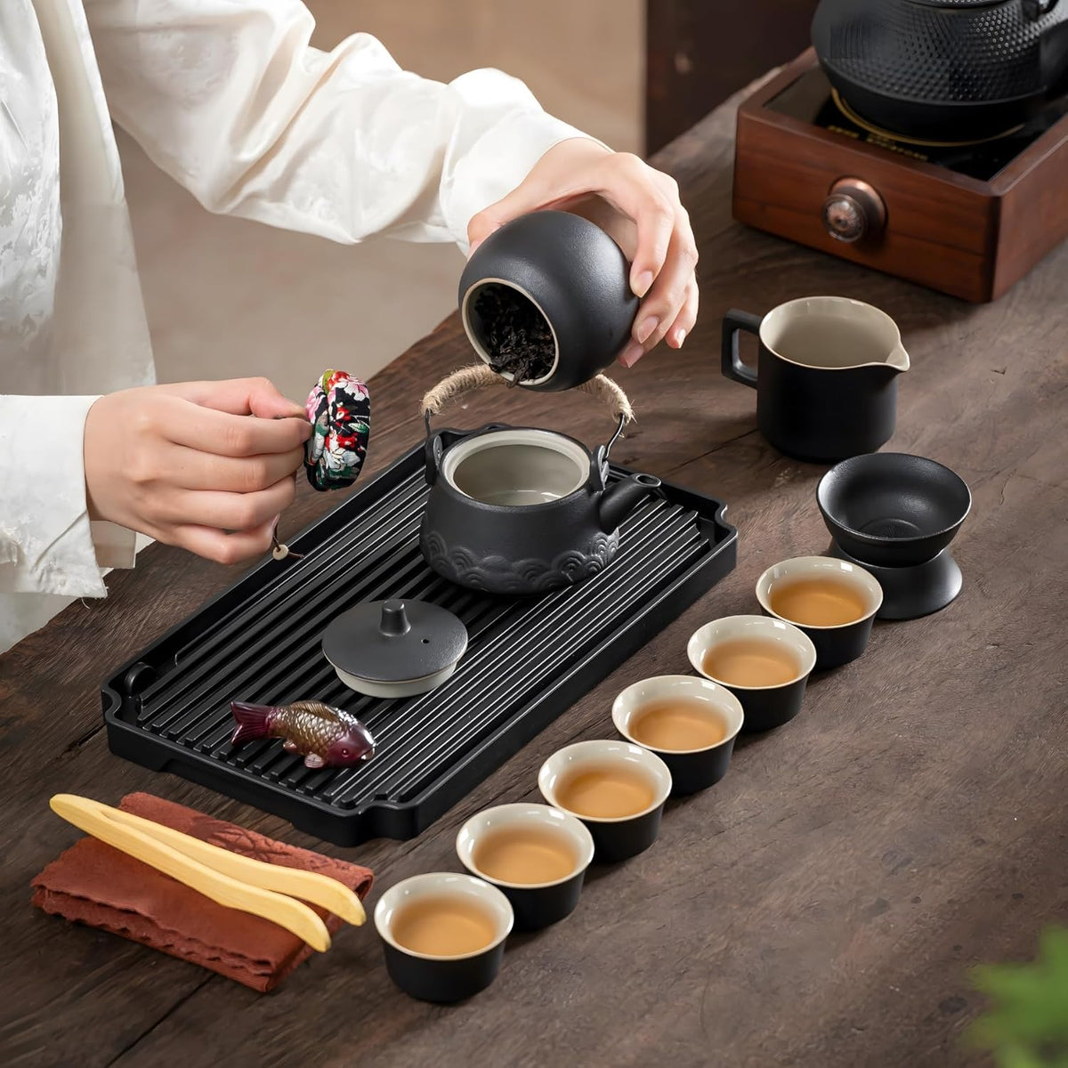 Ichag Japanese Tea Set, Chinese Tea Sets for Adults, 15-Piece Porcelain Gongfu Tea Set with Tea Pet & Tea Tray, Japanese Teapot Set