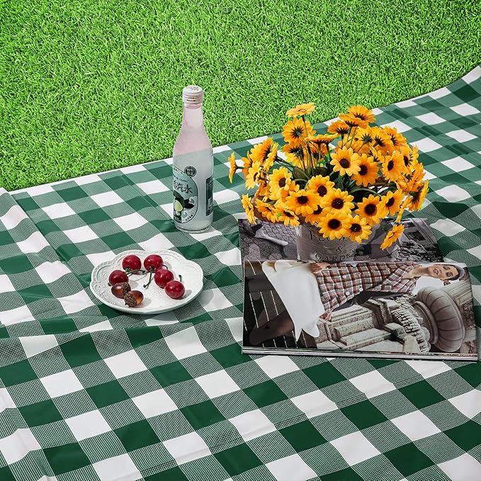Kesfey 3 Packs Green and White Checkered Tablecloths 54 x 108 Inches Disposable Plastic Gingham Tablecovers Waterproof Rectangle Picnic Party Table Covers for Birthday Party Supplies Christmas