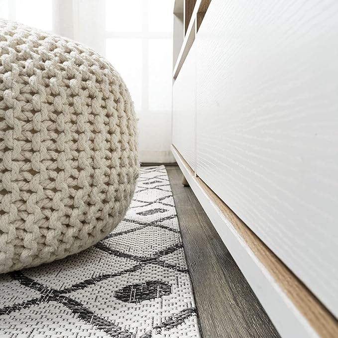 JONATHAN Y Tribal Bohemian Indoor Outdoor Runner Rug 2X8 Ivory/Black, Nokat for Backyard, Patio, Porch, Easy-Cleaning, High Traffic, Pet-Friendly, Non-Shedding (SMB131D-28)