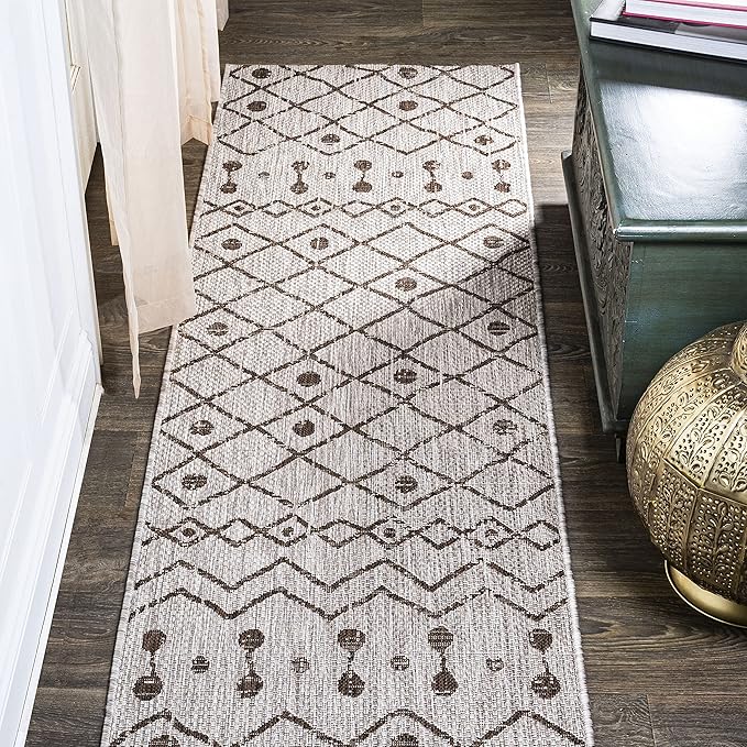 JONATHAN Y Tribal Bohemian Indoor Outdoor Runner Rug 2X10 Beige/Brown, Nokat for Backyard, Patio, Porch, Easy-Cleaning, High Traffic, Pet-Friendly, Non-Shedding (SMB131A-210)