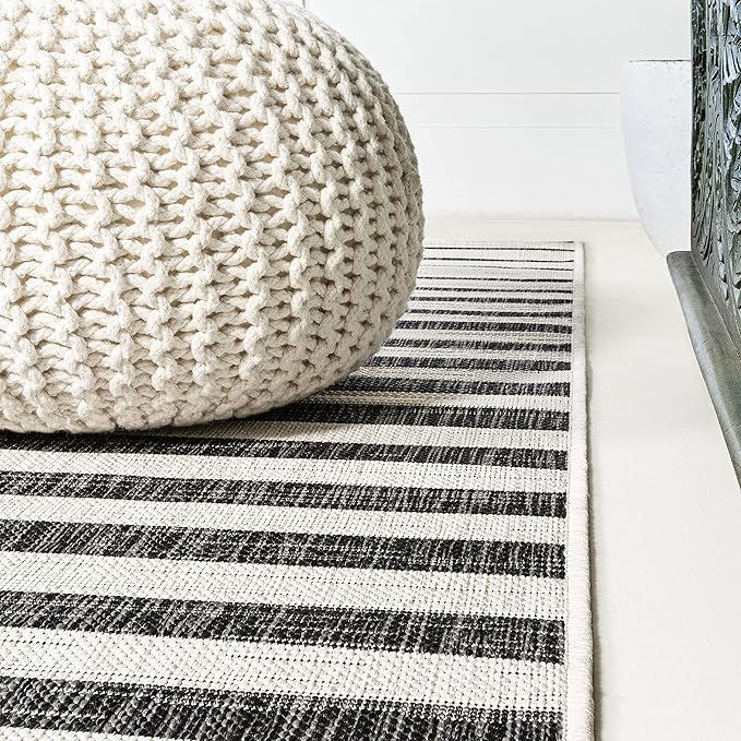 JONATHAN Y Offset Stripe Indoor Outdoor Area Rug 4X6 Ivory/Black, Sukie Modern for Backyard, Patio, Porch, Easy-Cleaning, High Traffic, Pet-Friendly, Non-Shedding (SMB133E-4)