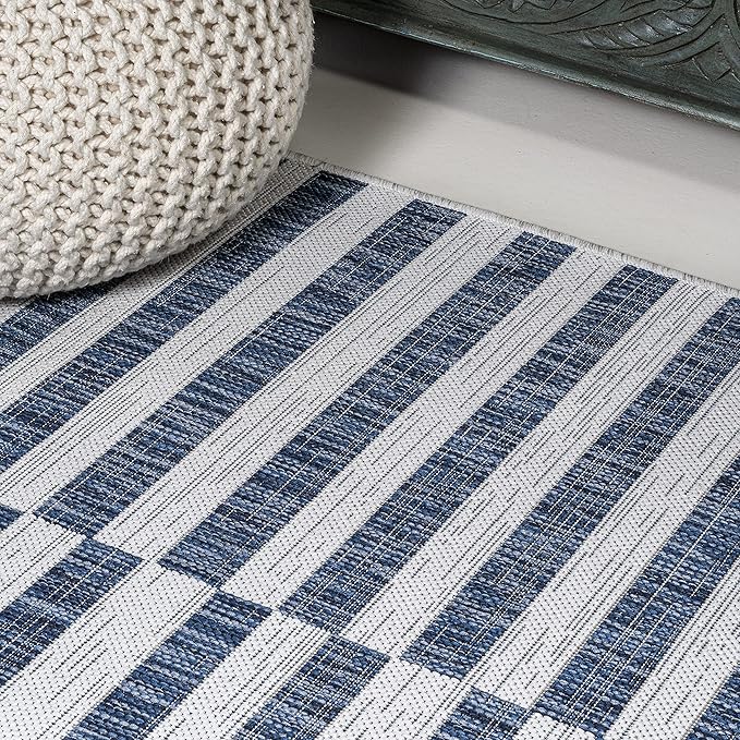 JONATHAN Y Offset Stripe Indoor Outdoor Area Rug 4X6 Ivory/Blue, Sukie Modern for Backyard, Patio, Porch, Easy-Cleaning, High Traffic, Pet-Friendly, Non-Shedding (SMB133C-4)
