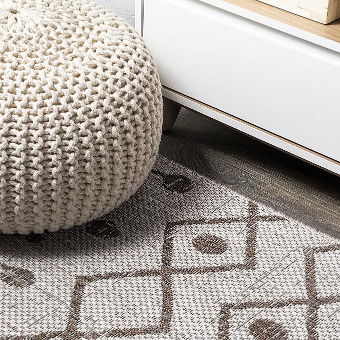 JONATHAN Y Tribal Bohemian Indoor Outdoor Runner Rug 2X10 Beige/Brown, Nokat for Backyard, Patio, Porch, Easy-Cleaning, High Traffic, Pet-Friendly, Non-Shedding (SMB131A-210)