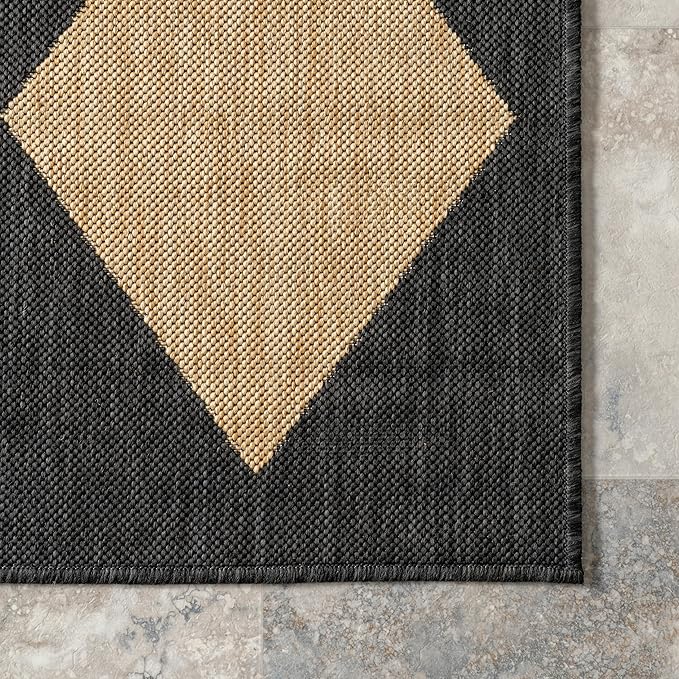 Nuloom Outdoor Performance Collection Sabina Dark Grey/Ivory, 4' x 6', Soft, High Traffic, Stain Resistant, Easy Clean, Durable Area Rug for Indoor/Outdoor Patio, Deck, Porch, Garden, Courtyard