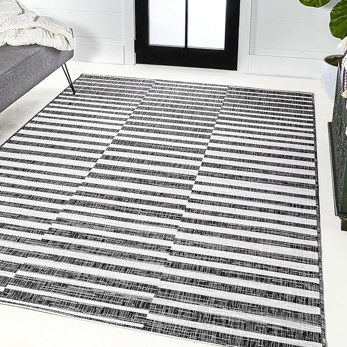 JONATHAN Y Offset Stripe Indoor Outdoor Area Rug 4X6 Black/Ivory, Sukie Modern for Backyard, Patio, Porch, Easy-Cleaning, High Traffic, Pet-Friendly, Non-Shedding (SMB133F-4)