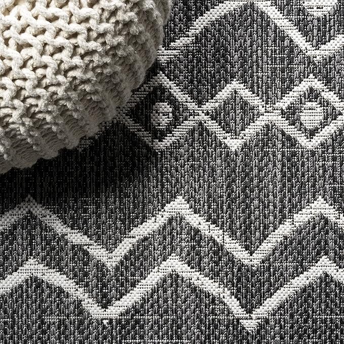 JONATHAN Y Tribal Bohemian Indoor Outdoor Runner Rug 2X8 Black/Ivory, Nokat for Backyard, Patio, Porch, Easy-Cleaning, High Traffic, Pet-Friendly, Non-Shedding (SMB131E-28)